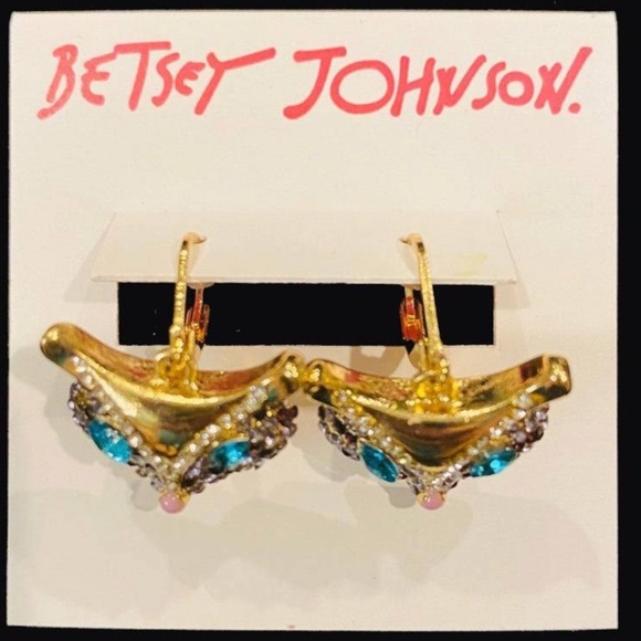 Betsey Johnson Women's Fox Head Drop Earrings - Picture 2 of 2